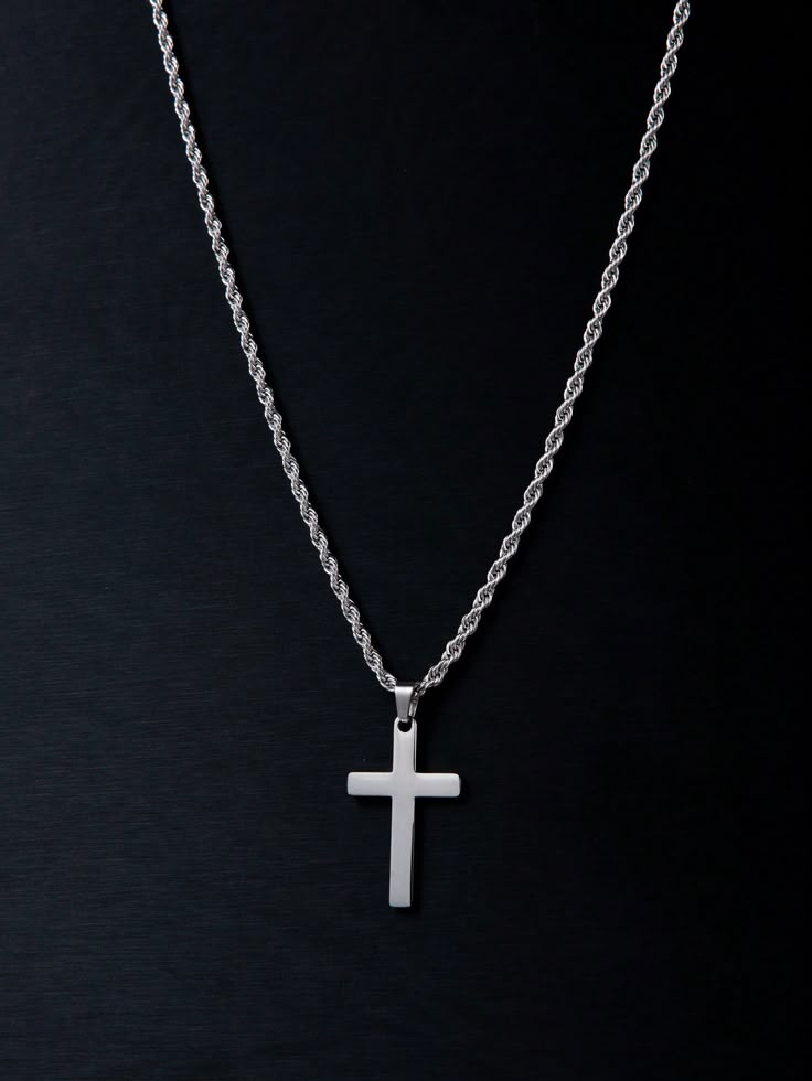 Chaine en croix simple argenté